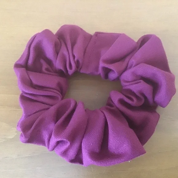 SOLD❗️Set of 3 Handmade Scrunchies - Picture 3 of 4